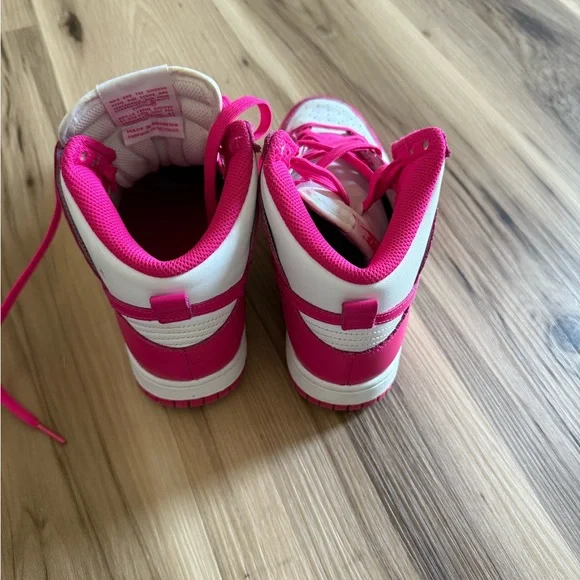 Nike Women's Sneakers - Hot Pink and White - Picture 6 of 10